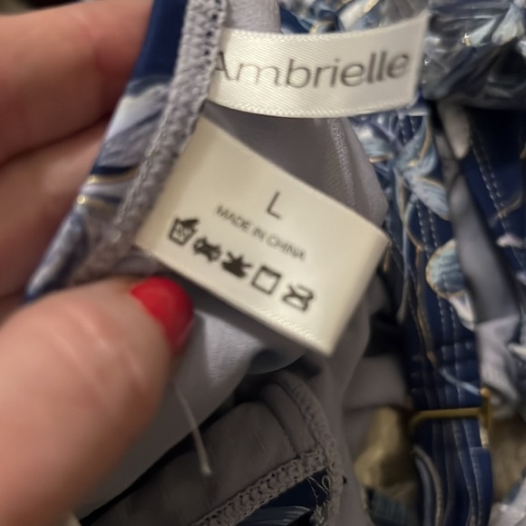 Ambrielle Swimsuit one piece swimwear navy white tropical size Large - Picture 12 of 13